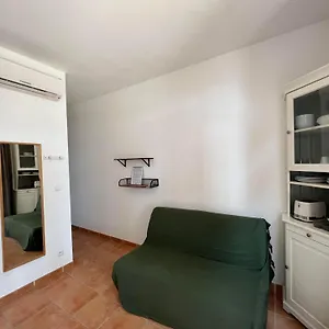 https://les-appartements-du-domaine-de-la-mer.fr-provencehotel.com